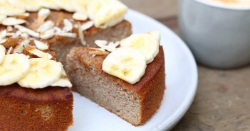Gâteau moelleux aux amandes: recette healthy